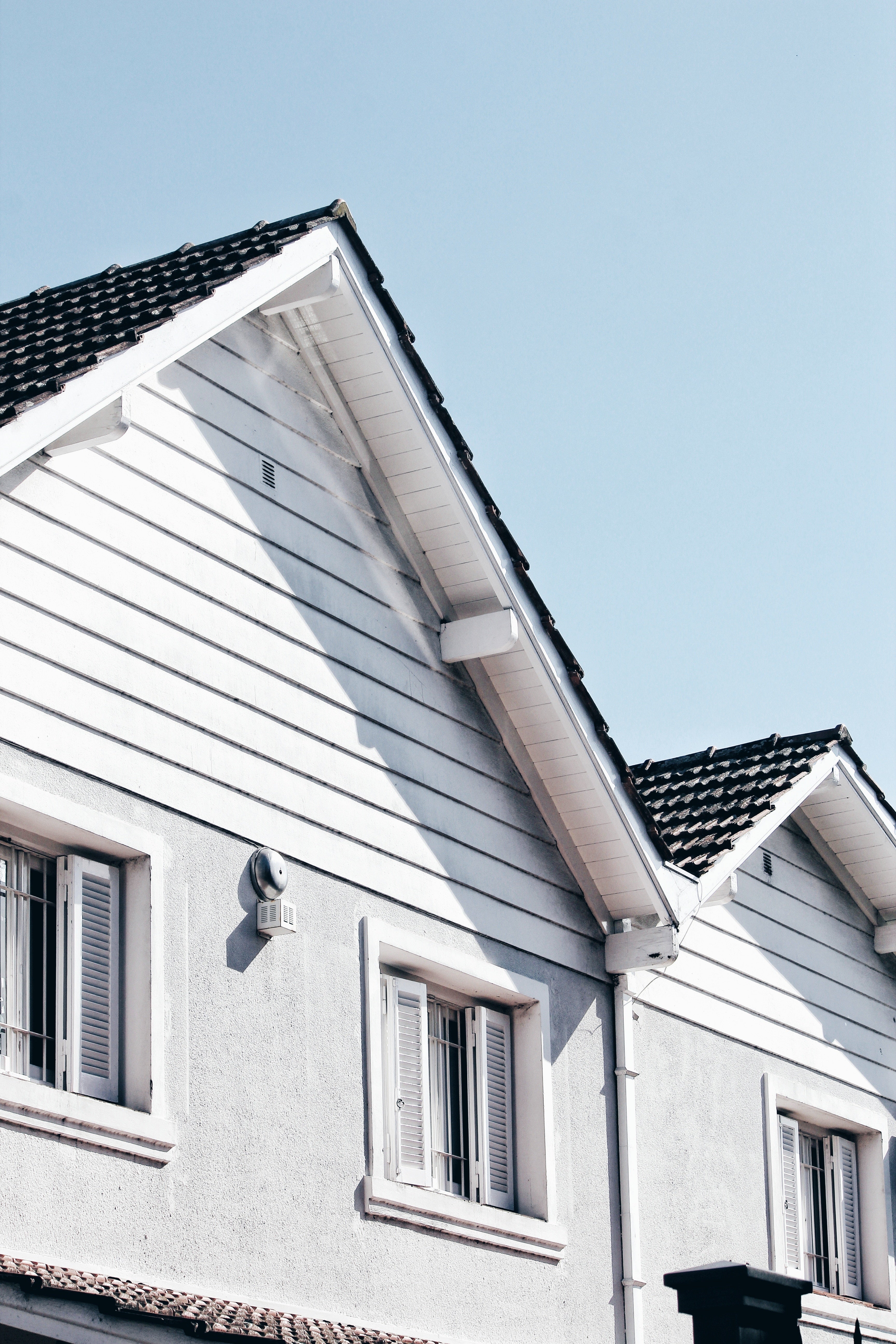 Is A Roof Leak Covered By Homeowners Insurance Benzinga
