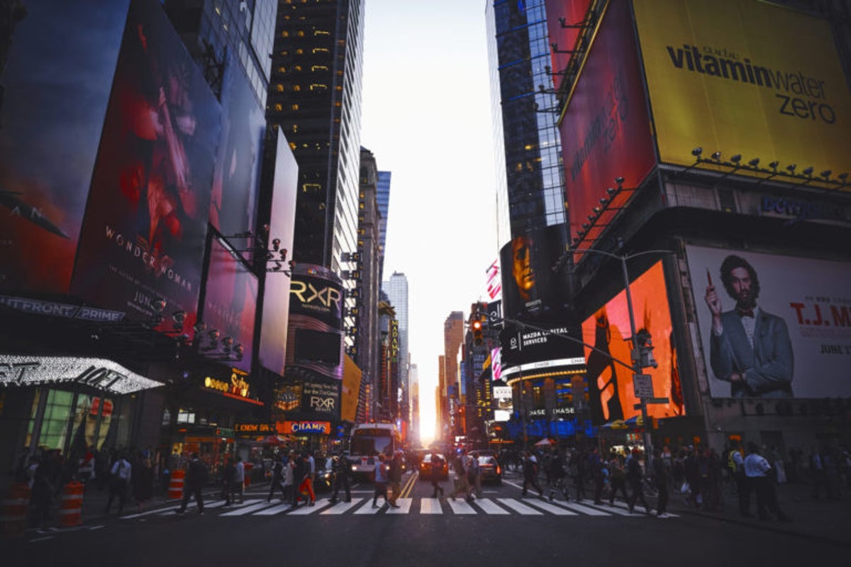 5 Best Mortgage Lenders in New York for 2023 • Benzinga