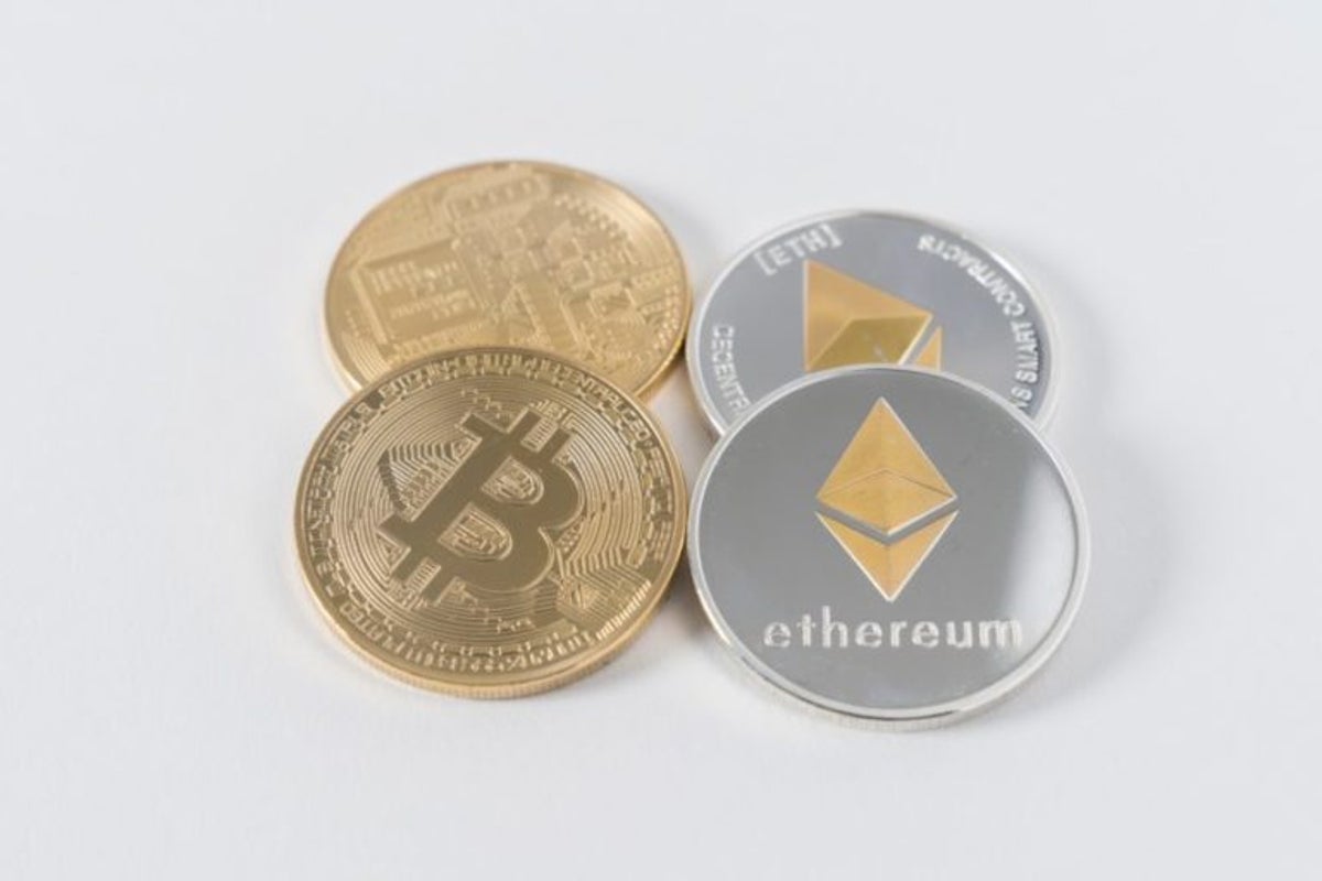 investiți în bitcoin fără a cumpăra bitcoin ce criptomonede ar trebui să cumpărați acum