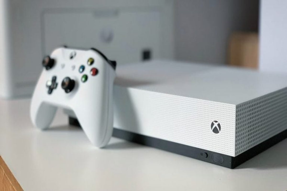 Xbox 360 S In 2022! (Still Worth Buying?) (Review) 