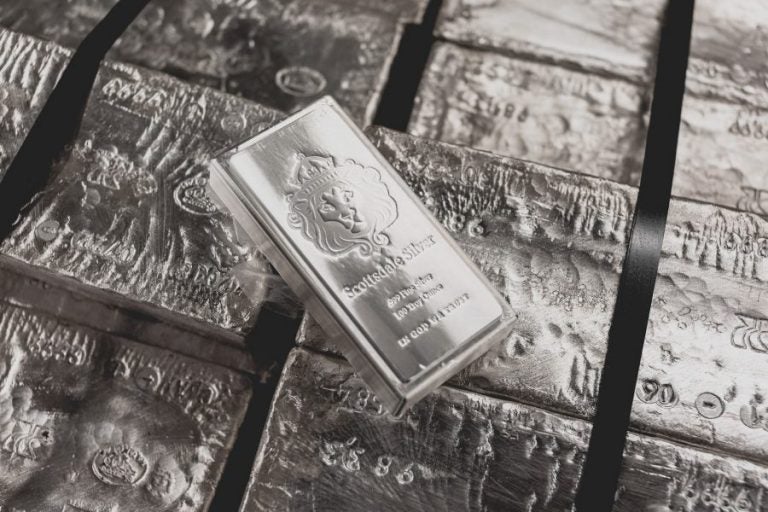 Platinum vs. Silver: What's the Better Investment?