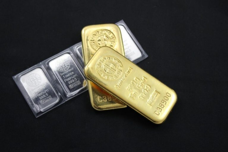 Gold vs. Platinum: Which is the Better Investment?