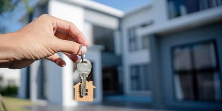How to Start Flipping Houses with No Money