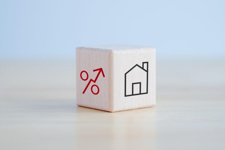 The Top 5 Things Experts Want You to Know About Mortgage Interest Rates in 2025