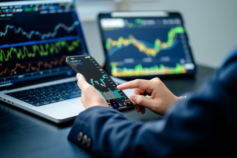 Advanced Trading Strategies for Futures Contracts