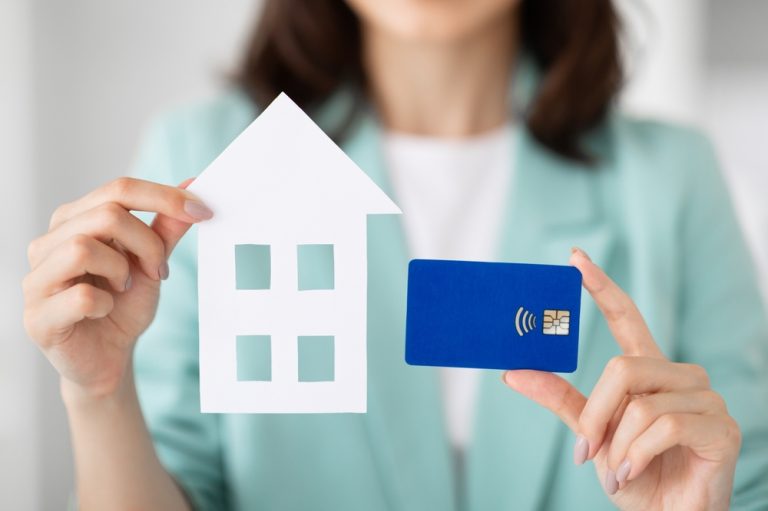 Can You Pay Your Mortgage With a Credit Card? Experts Answer