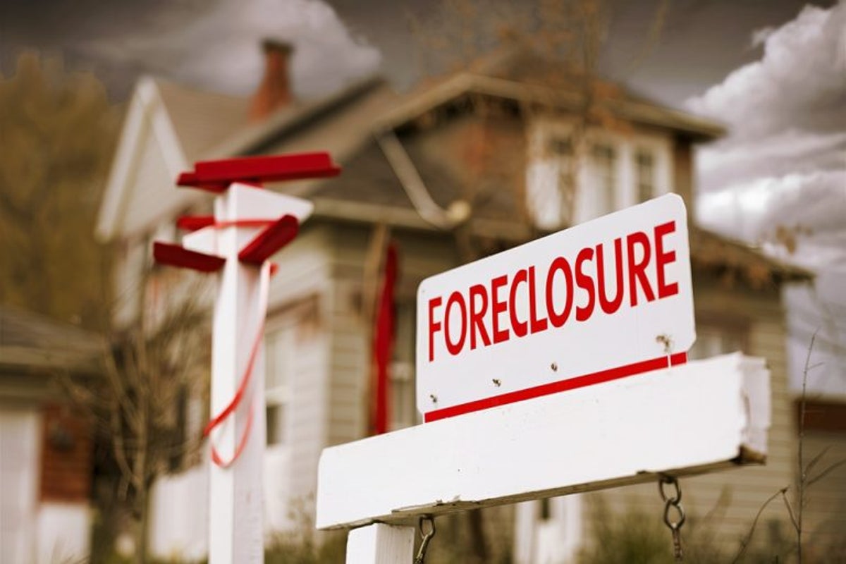 Is Investing in Foreclosures a Good Idea?