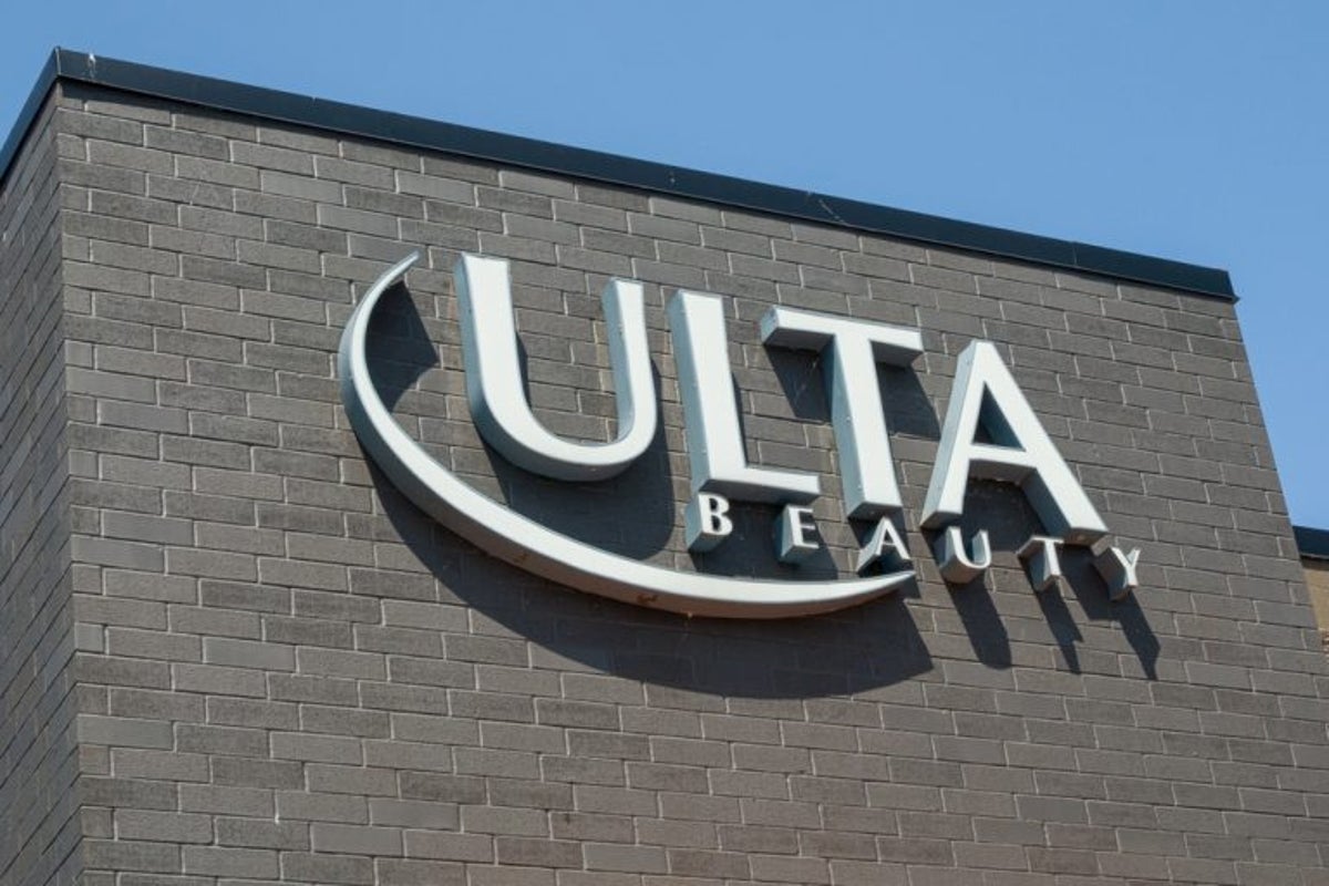 Ulta Beauty Inc. (ULTA) Stock Price Prediction: 2025, 2026, 2030