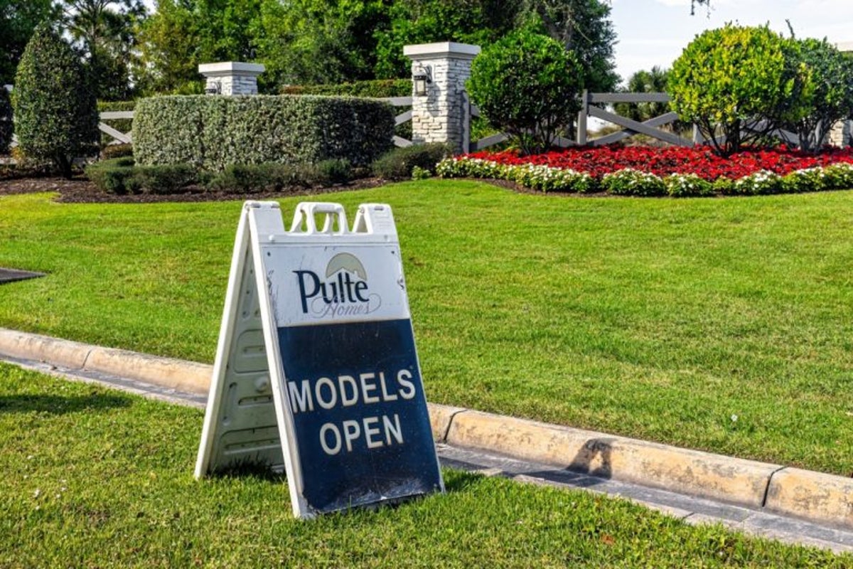 PulteGroup Inc. (PHM) Stock Price Prediction: 2025, 2026, 2030